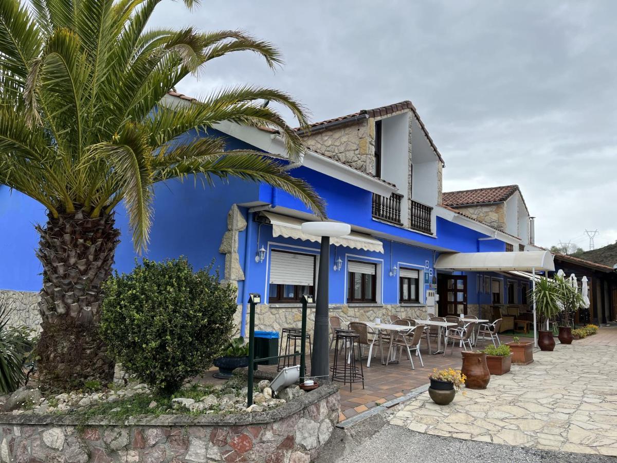 Hotel Avelina Cangas de Onís Exterior foto