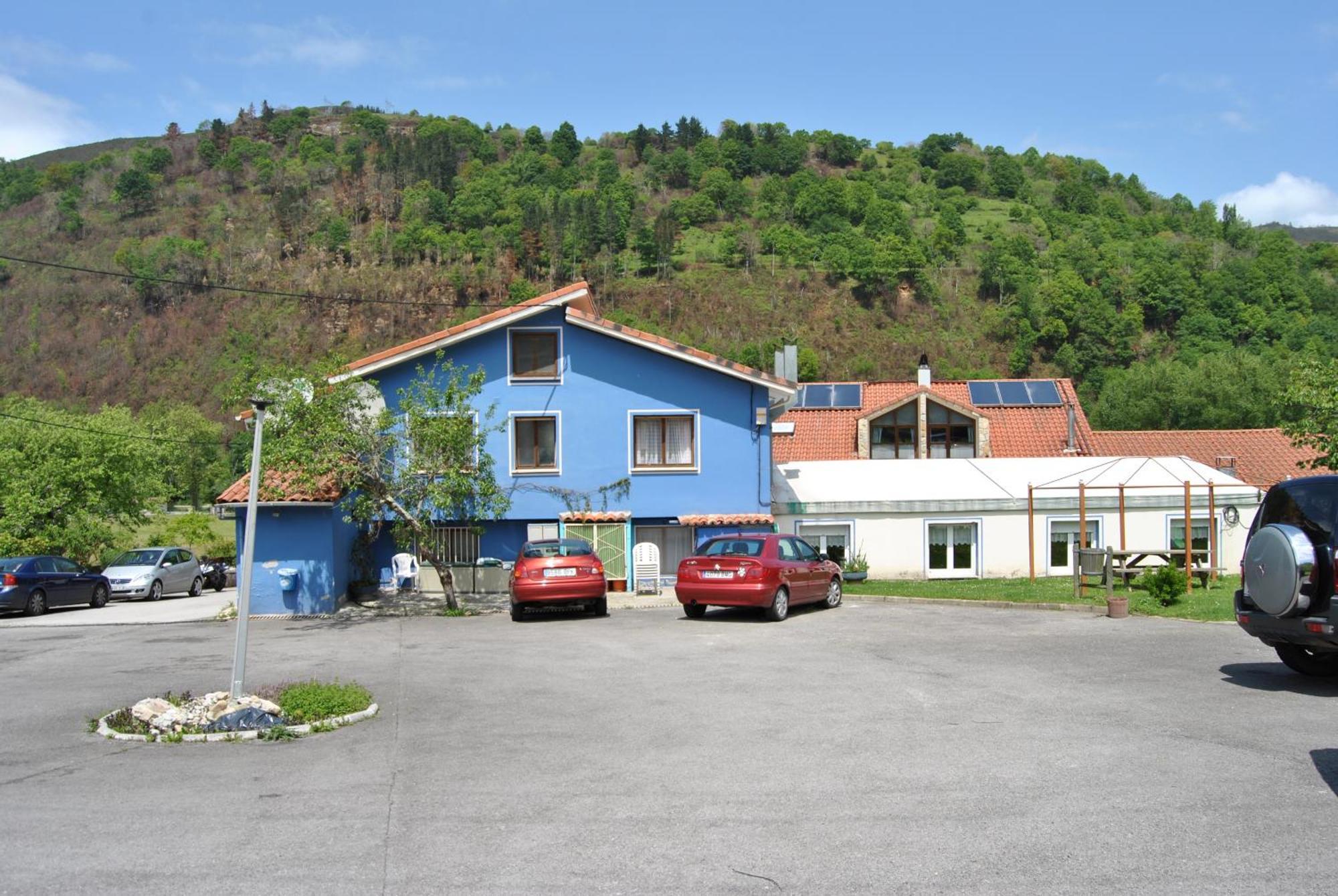 Hotel Avelina Cangas de Onís Exterior foto